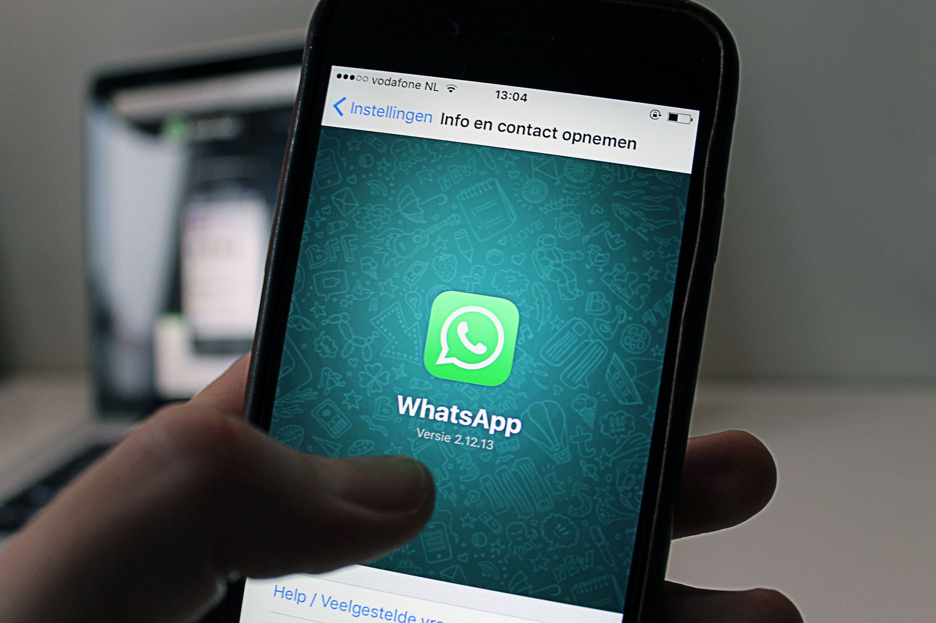 Conversa de WhatsApp confirmando unha cita